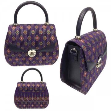 Handbag 02 decorated with Thai Khit pattern