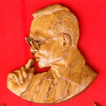 King Rama 9 with Garuda in Picture Frame(29*41)